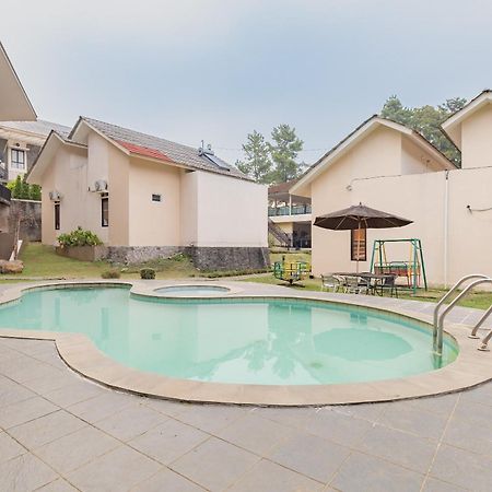 Urbanview Hotel Inkoppabri Cisarua Puncak Екстериор снимка