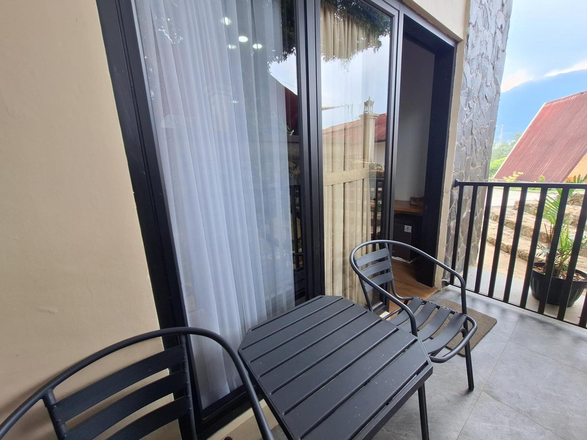Urbanview Hotel Inkoppabri Cisarua Puncak Екстериор снимка